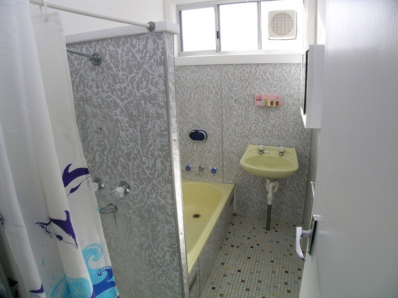 16 Beeson Street, Cardiff South NSW 2285