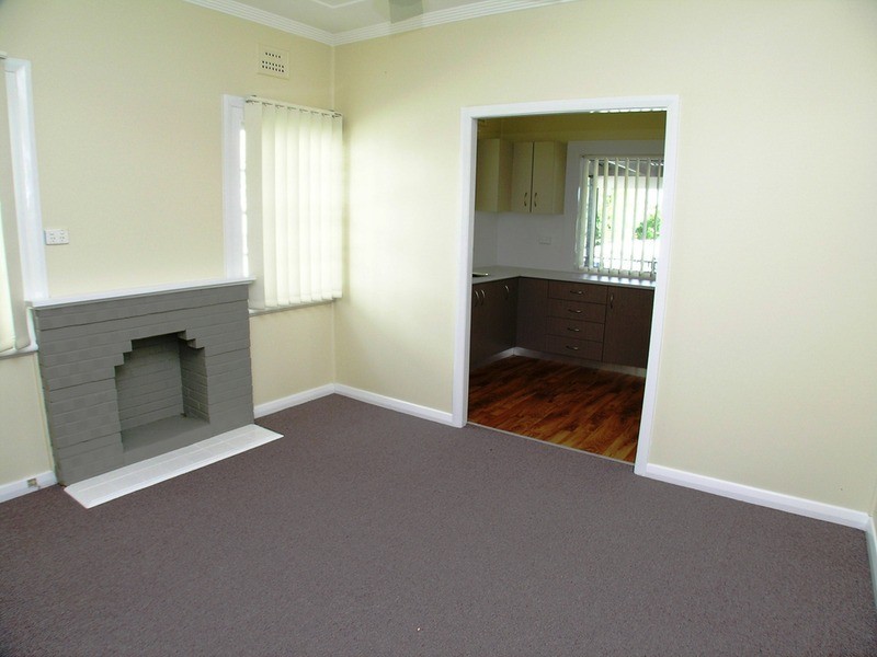 34 Fern Valley Road, Cardiff NSW 2285