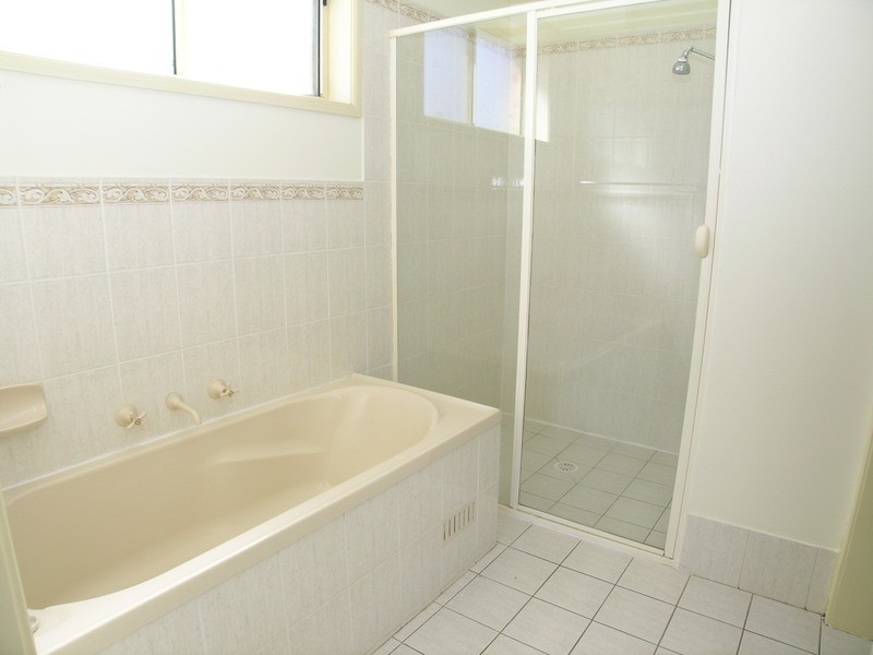 21 Toucan Close, Cameron Park NSW 2285