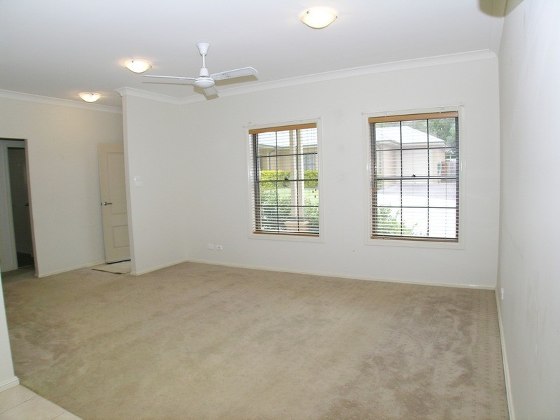 3/11 Cumberland Street, Teralba NSW 2284