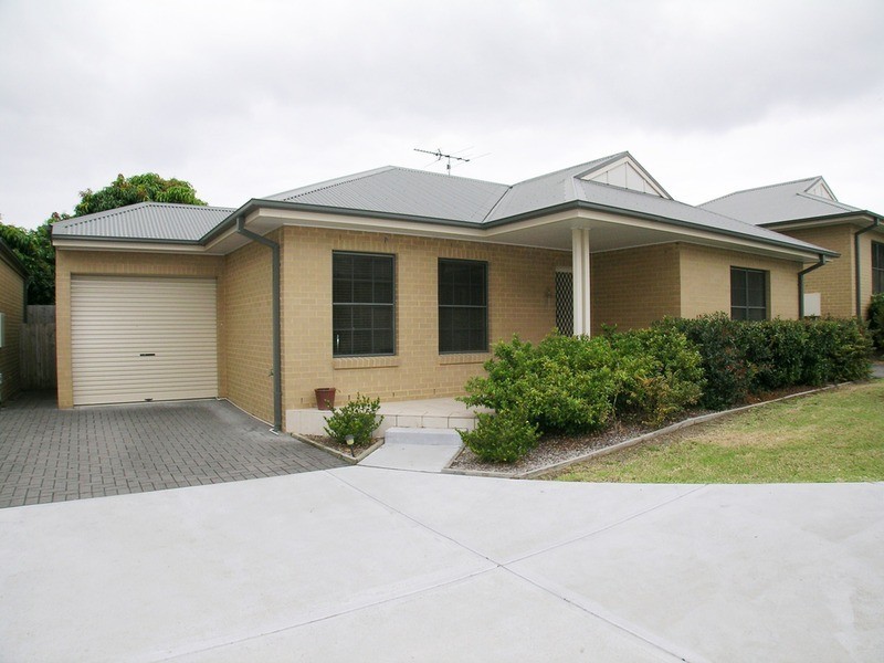 3/11 Cumberland Street, Teralba NSW 2284