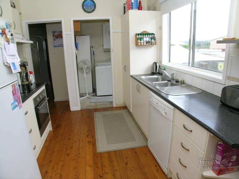 48 First Street, Cardiff South NSW 2285