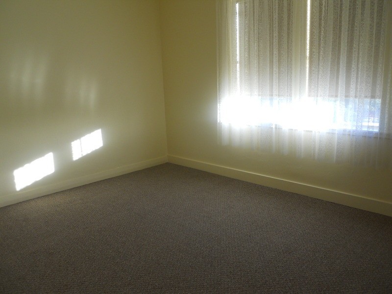 2/287 Main  Road, Cardiff NSW 2285