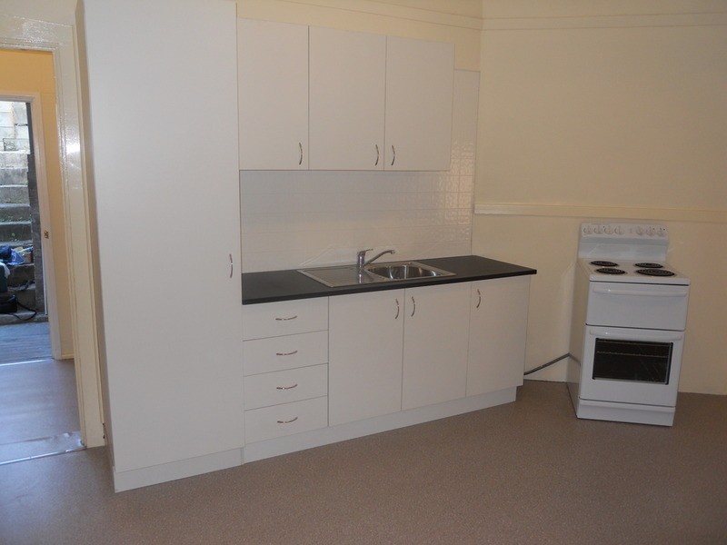 2/287 Main  Road, Cardiff NSW 2285