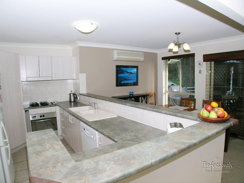 Macquarie Hills NSW 2285