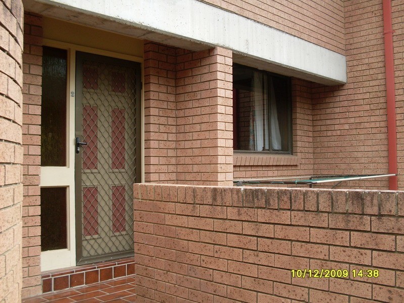 2/3 Newcastle Street, Cardiff NSW 2285