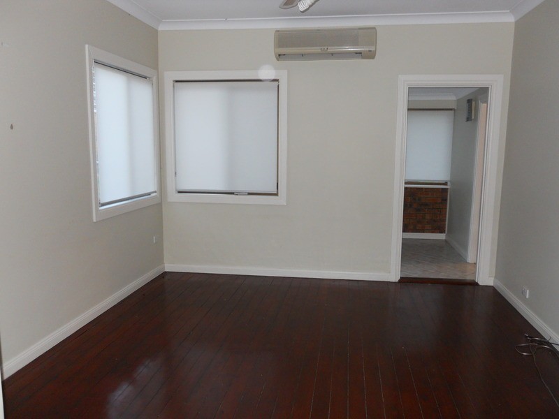 13 Emily Street, Marks Point NSW 2280