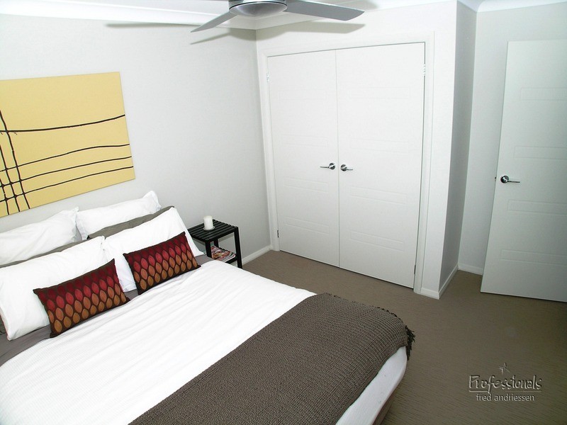 71 Dalmeny Drive, Macquarie Hills NSW 2285