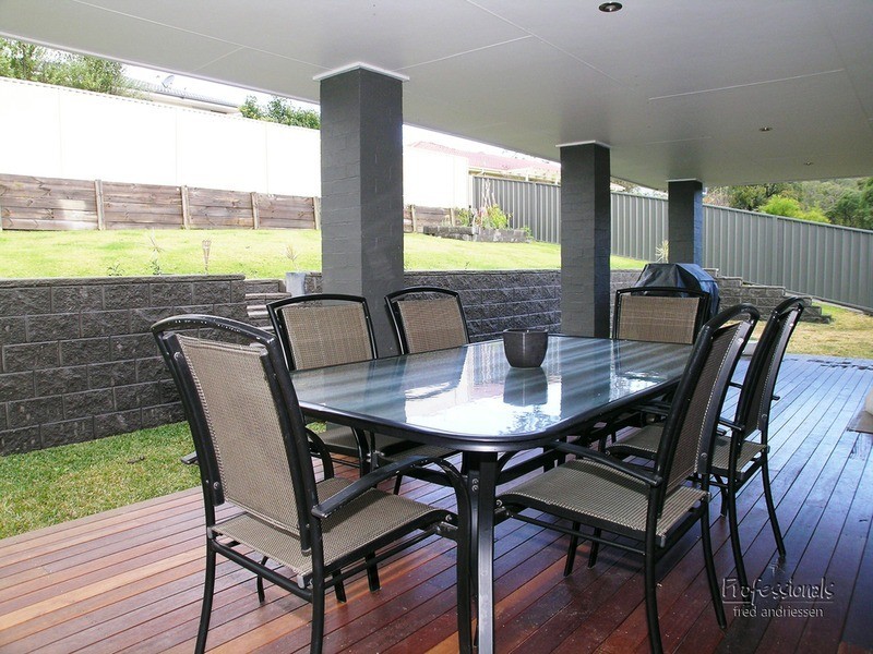 71 Dalmeny Drive, Macquarie Hills NSW 2285