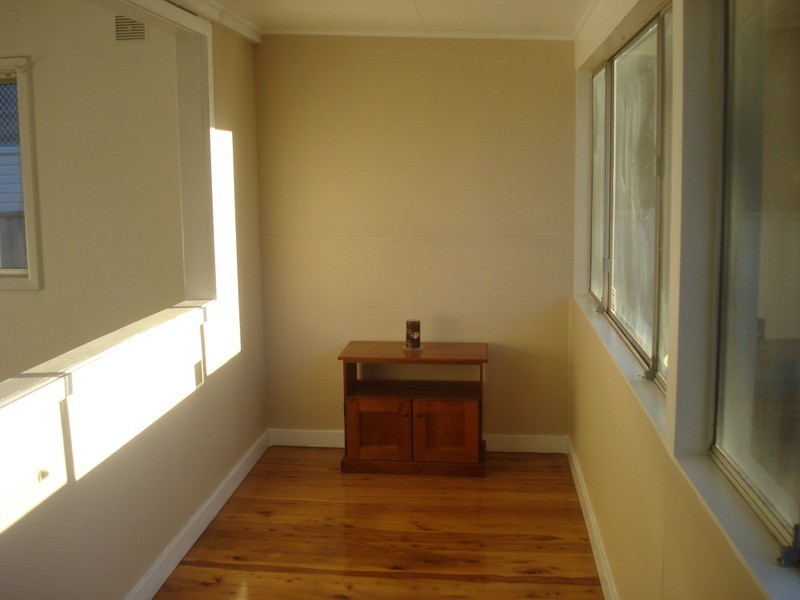 304 Grandview Parade, Rankin Park NSW 2287