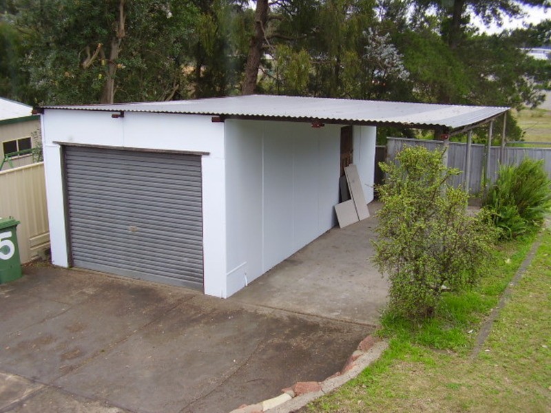5 Granada Avenue, Macquarie Hills NSW 2285