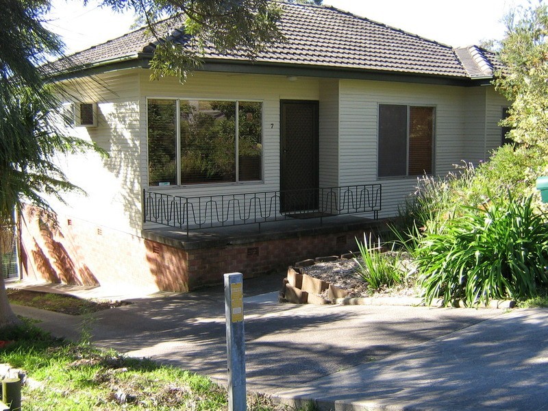 7 Hill Street, Cardiff NSW 2285