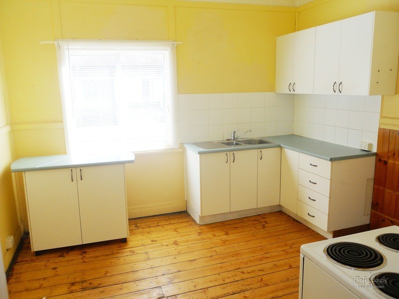 10 Lachlan  Road, Cardiff NSW 2285