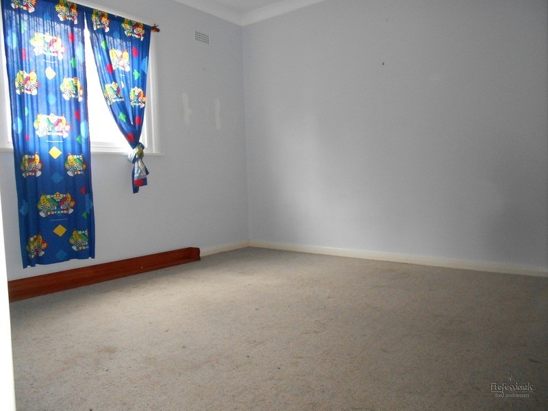 13 Cedar Street, Cardiff NSW 2285
