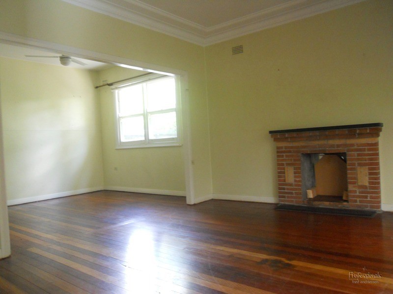 13 Cedar Street, Cardiff NSW 2285