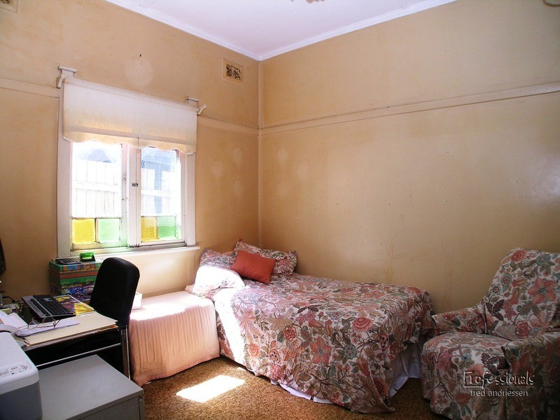 13 Lovell Street, Cardiff NSW 2285