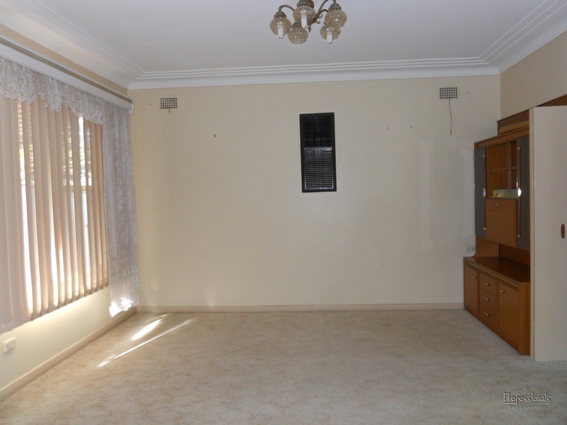 406 Main  Road, Cardiff NSW 2285