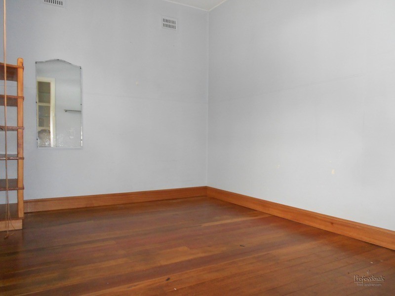 13 Cedar Street, Cardiff NSW 2285