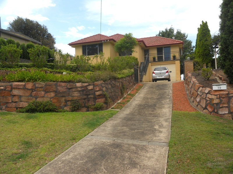 10 Bellevue  Crescent, Cardiff NSW 2285