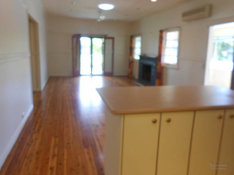 8 William Street, Cardiff NSW 2285