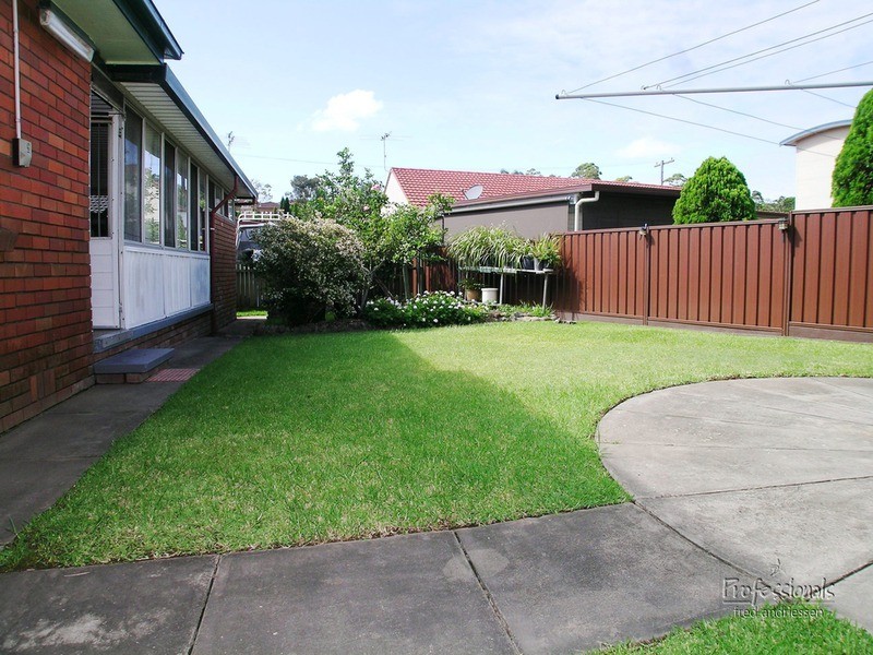 Macquarie Hills NSW 2285