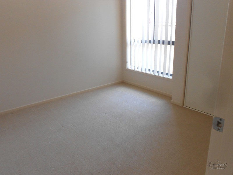 1 Cuffley  Street, Buttaba NSW 2283