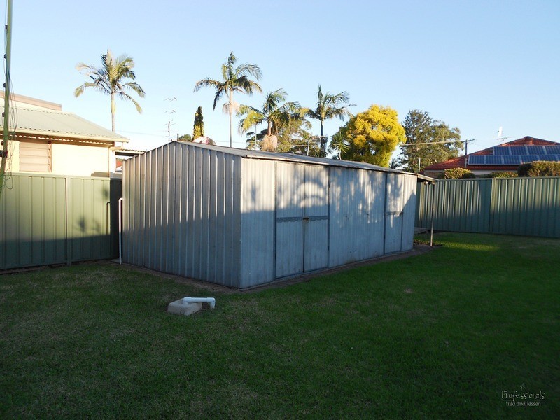 24 Ruswell Street, Warners Bay NSW 2282