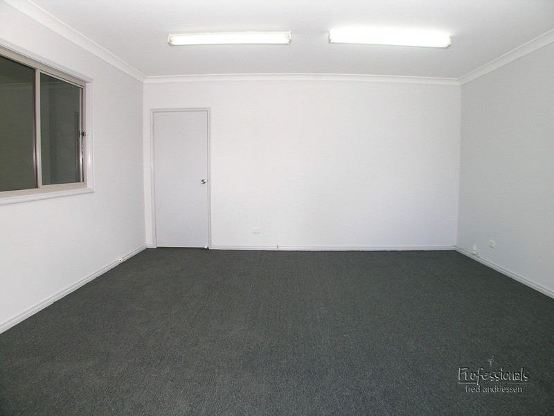 2/100 Munibung Road, Cardiff NSW 2285