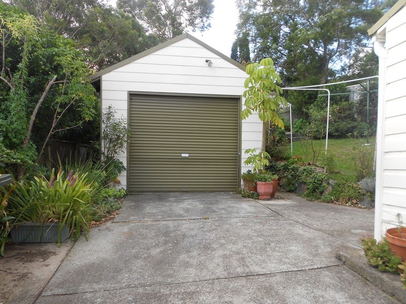 13 Lovell Street, Cardiff NSW 2285