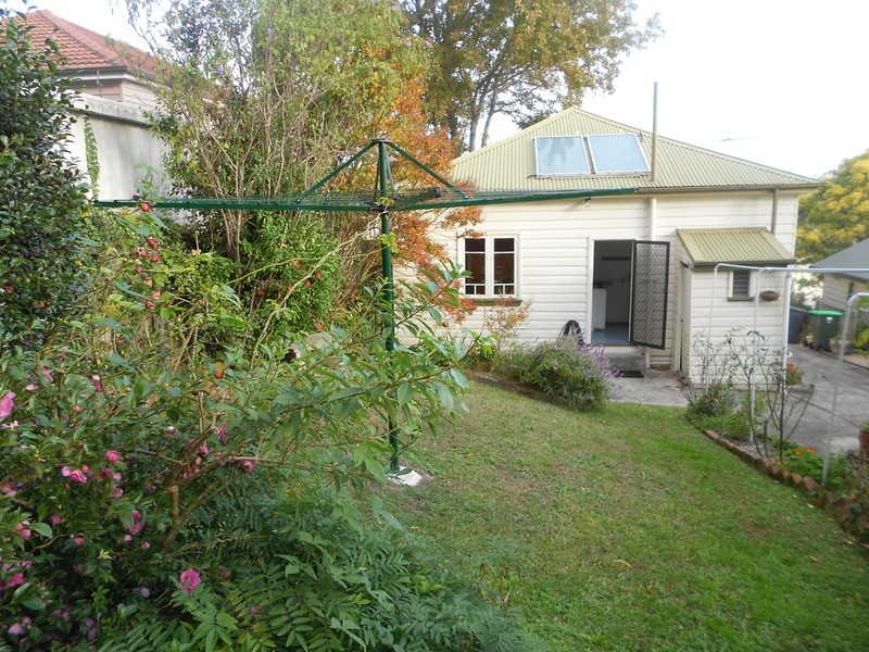 13 Lovell Street, Cardiff NSW 2285
