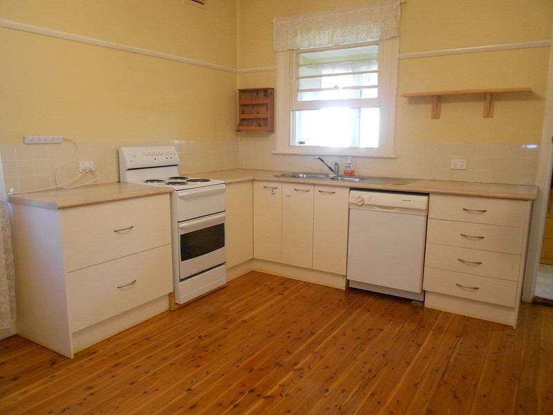 10 Orchard Street, Cardiff NSW 2285