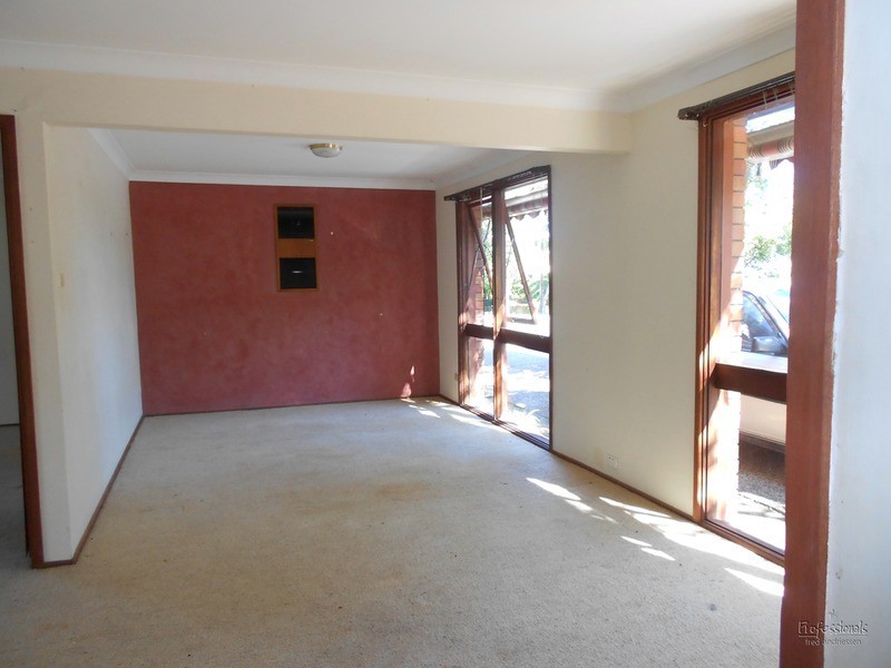 27 Victoria  Street, Belmont NSW 2280
