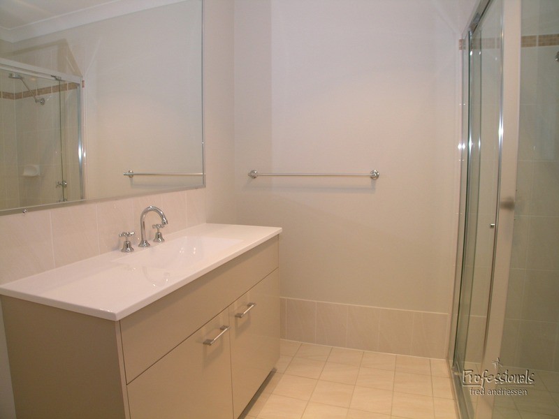 3 Macon Way, Cameron Park NSW 2285