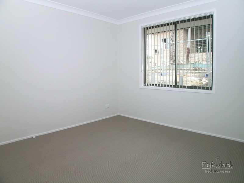 3 Macon Way, Cameron Park NSW 2285
