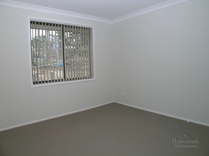 3 Macon Way, Cameron Park NSW 2285