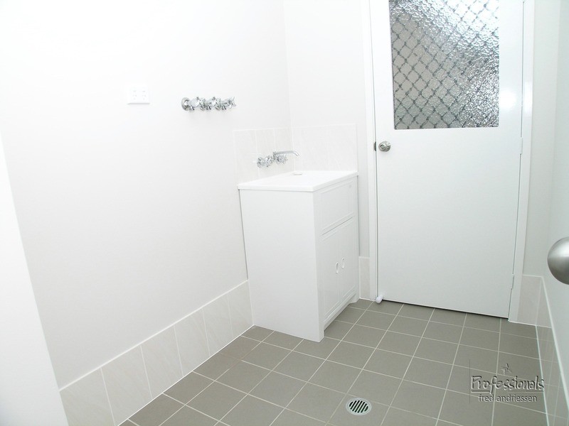 3 Macon Way, Cameron Park NSW 2285