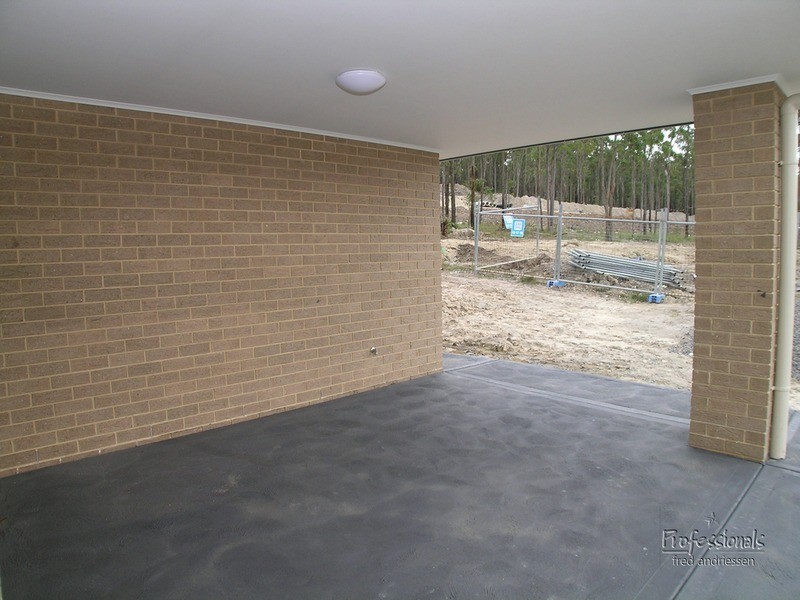 3 Macon Way, Cameron Park NSW 2285