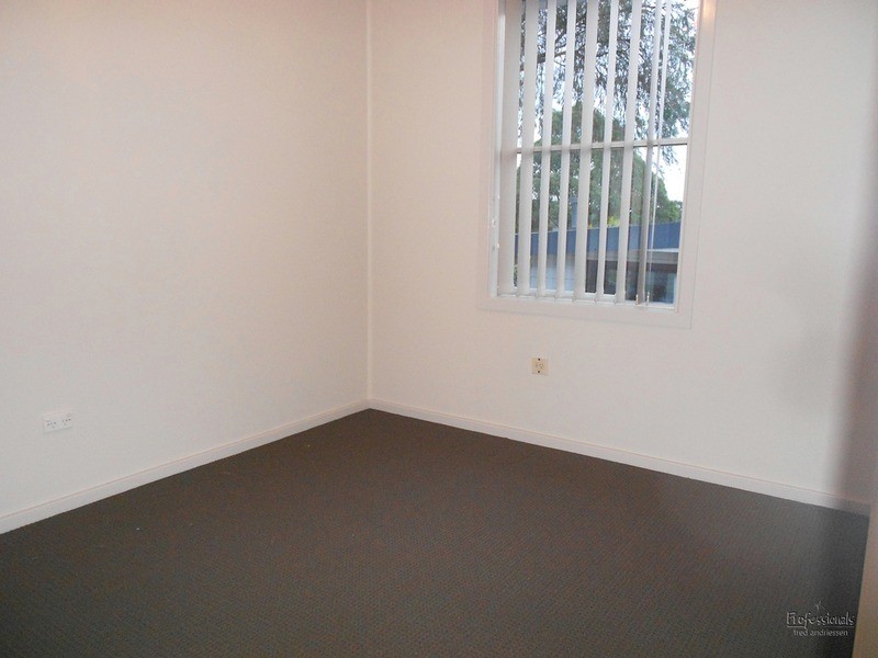 12 Fairview  Avenue, Charlestown NSW 2290
