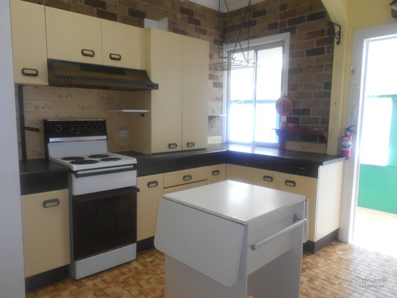 28 Fifth Street, Cardiff South NSW 2285