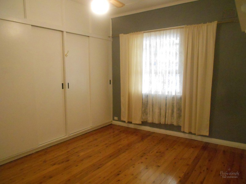 28 Fifth Street, Cardiff South NSW 2285