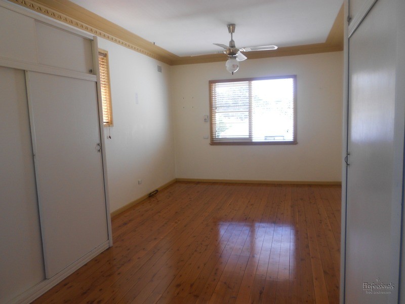 28 Fifth Street, Cardiff South NSW 2285