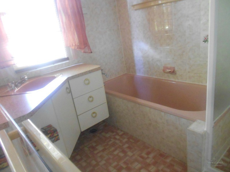 28 Fifth Street, Cardiff South NSW 2285