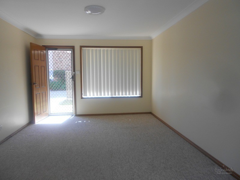 4/16 Thomas  Street, Cardiff NSW 2285