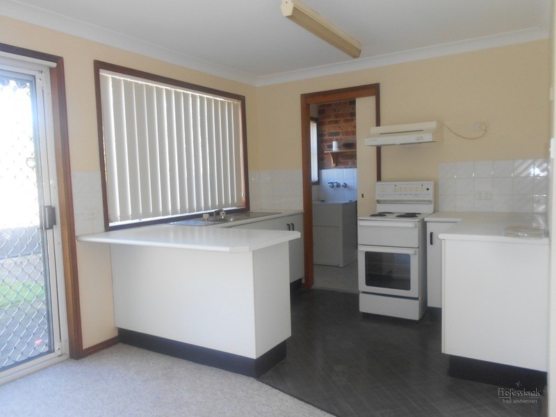 4/16 Thomas  Street, Cardiff NSW 2285