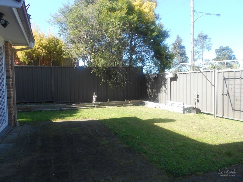 4/16 Thomas  Street, Cardiff NSW 2285