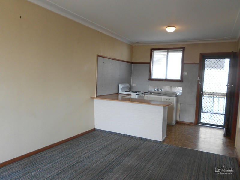 4/2 Munibung Road, Cardiff NSW 2285