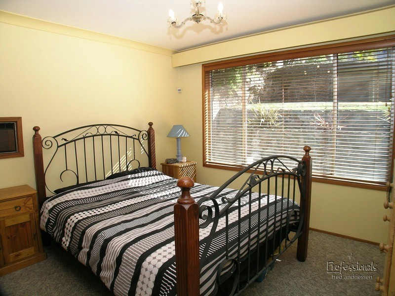 33 Apollo Drive, Charlestown NSW 2290