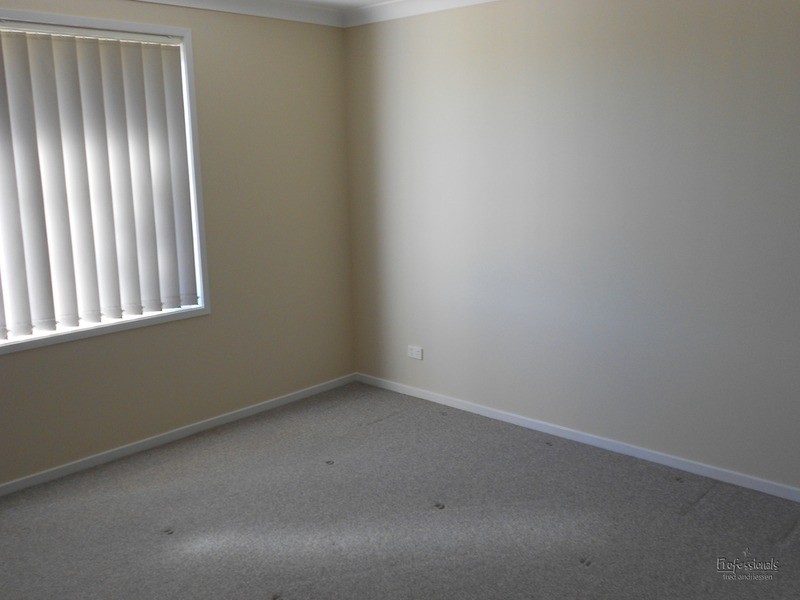 9 Toucan Close, Cameron Park NSW 2285