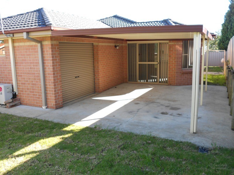 9 Toucan Close, Cameron Park NSW 2285