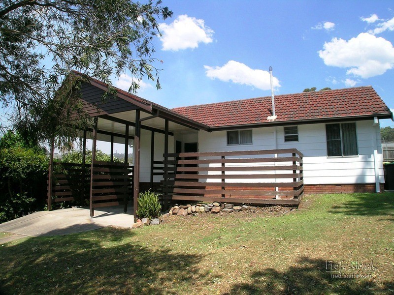 39 Cranbrook Parade, Rankin Park NSW 2287